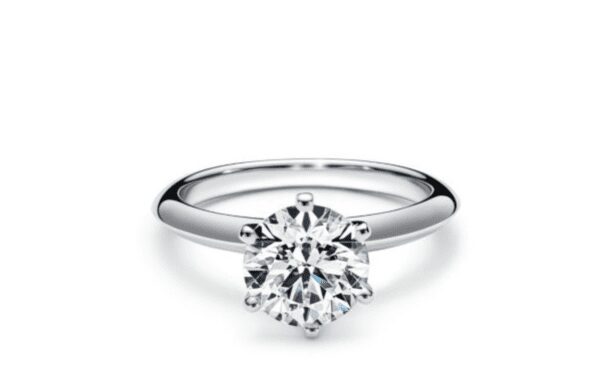 Round-cut Diamond Ring